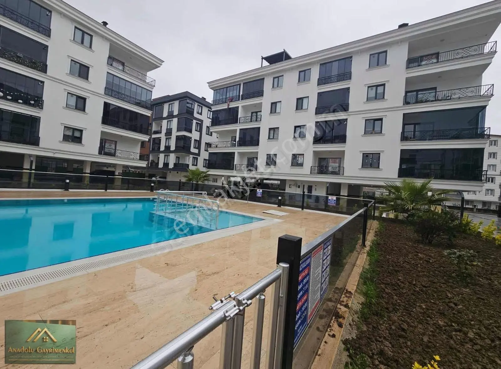 Cumhuriyet Mahallesinde Gülbahçe Konaklarında 3+1 135m2 Daire - Görsel 4