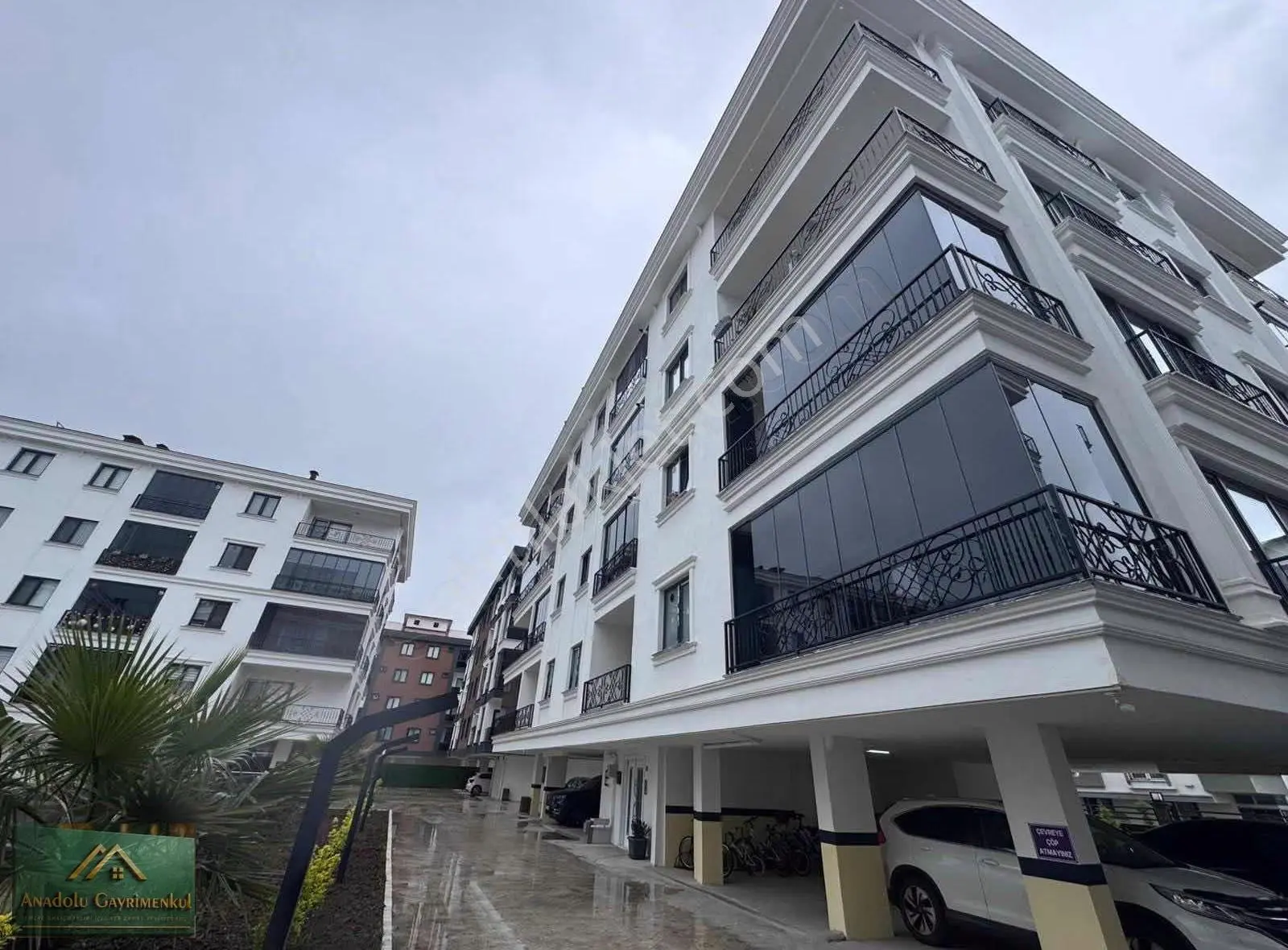 Cumhuriyet Mahallesinde Gülbahçe Konaklarında 3+1 135m2 Daire - Görsel 5