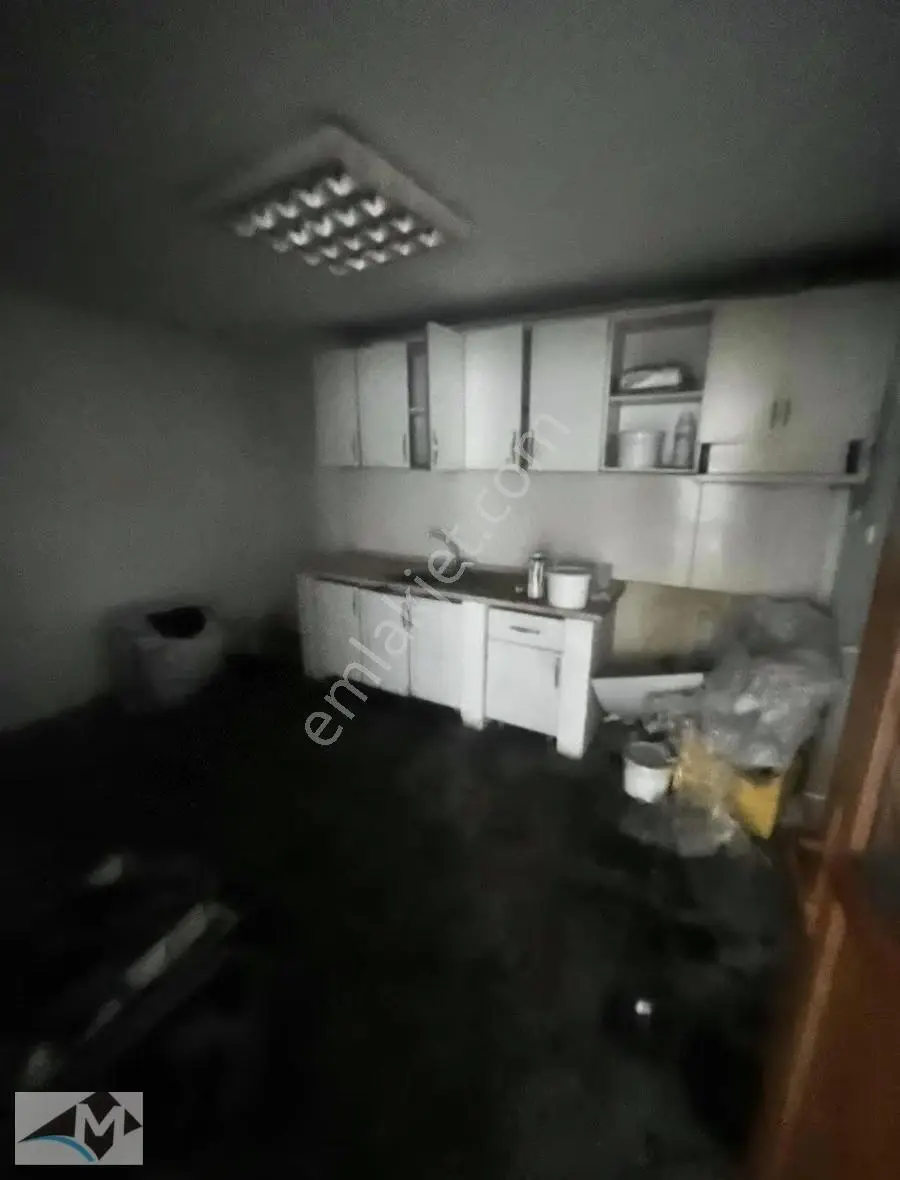 İkitelli Osb 180m2 Ofisleri Hazır Oto Servise Uygun - Görsel 2