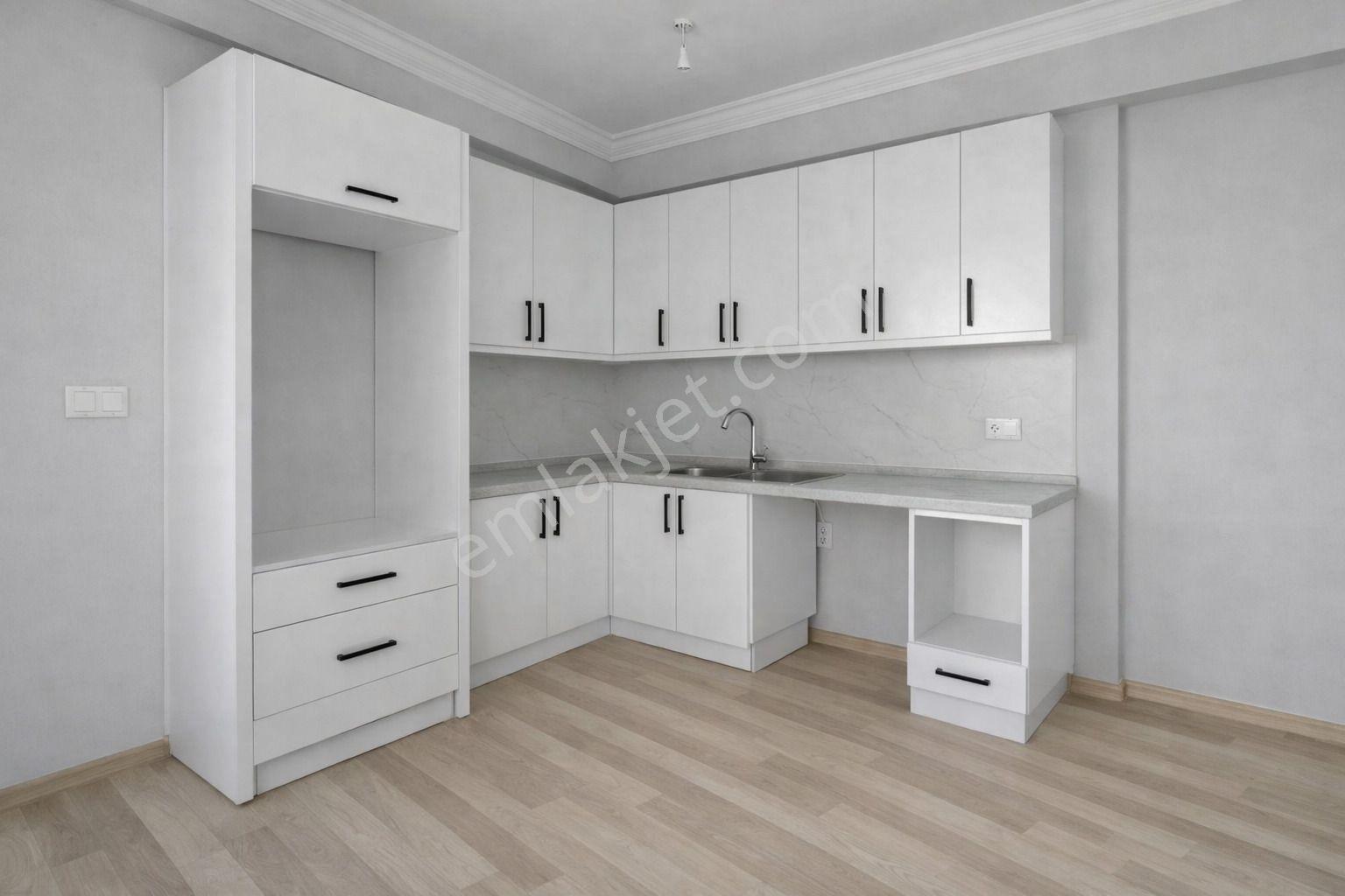Goldhouse Dan Karaçulhada Kiralık 2+1 Arakat Daire - Görsel 5