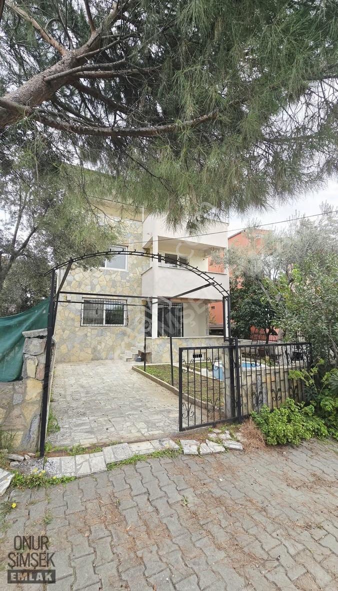 Akçay Kızılkeçili'de Bahçeli Tam Müstakil 4+1 Tripleks Villa - Görsel 16