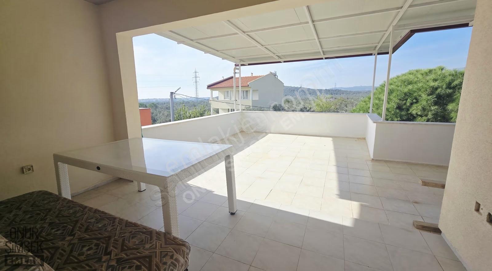Akçay Kızılkeçili'de Bahçeli Tam Müstakil 4+1 Tripleks Villa - Görsel 11