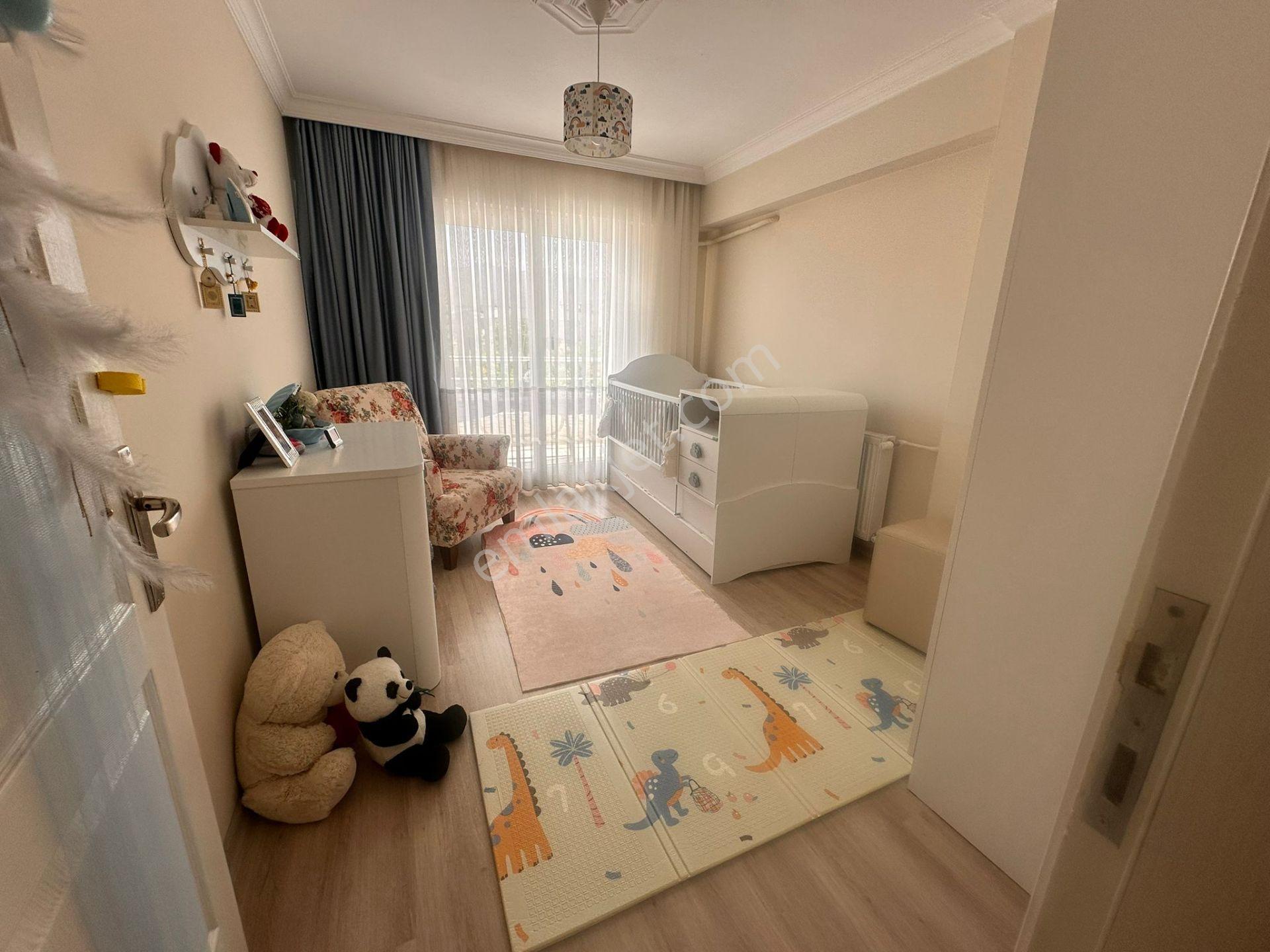 Emiralemde Şehirden Kopmadan Huzurlu Yaşam 140m2 3+1daire - Görsel 16