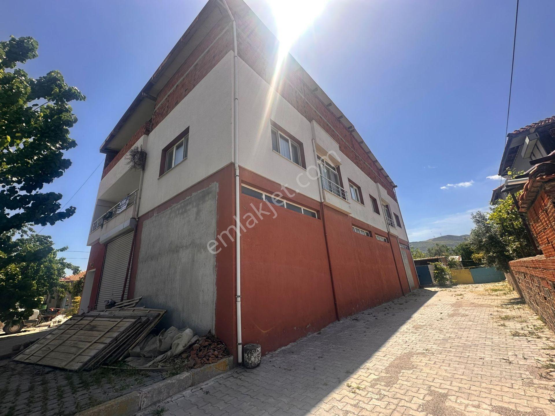 Emiralemde Şehirden Kopmadan Huzurlu Yaşam 140m2 3+1daire - Görsel 28