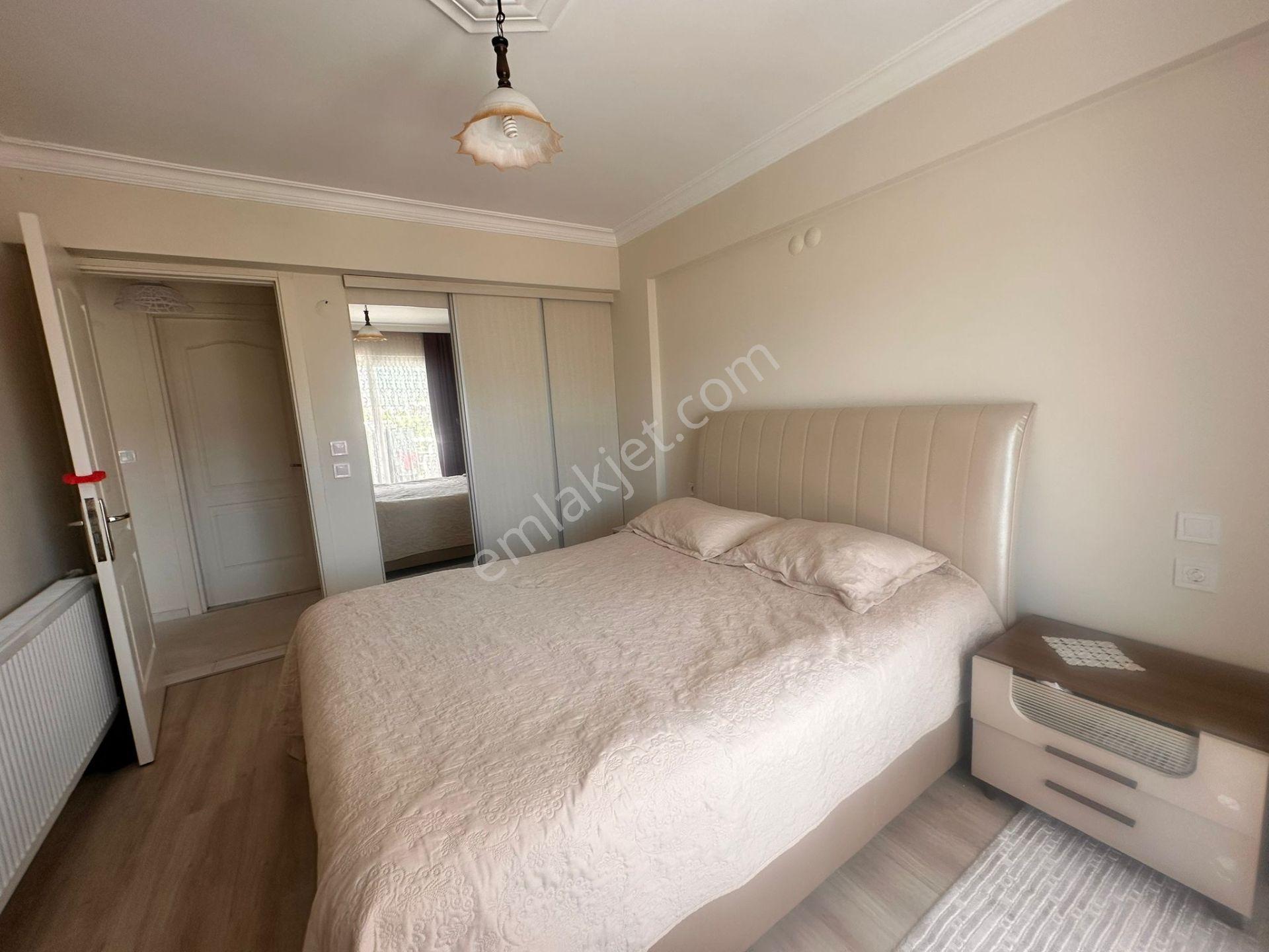 Emiralemde Şehirden Kopmadan Huzurlu Yaşam 140m2 3+1daire - Görsel 10