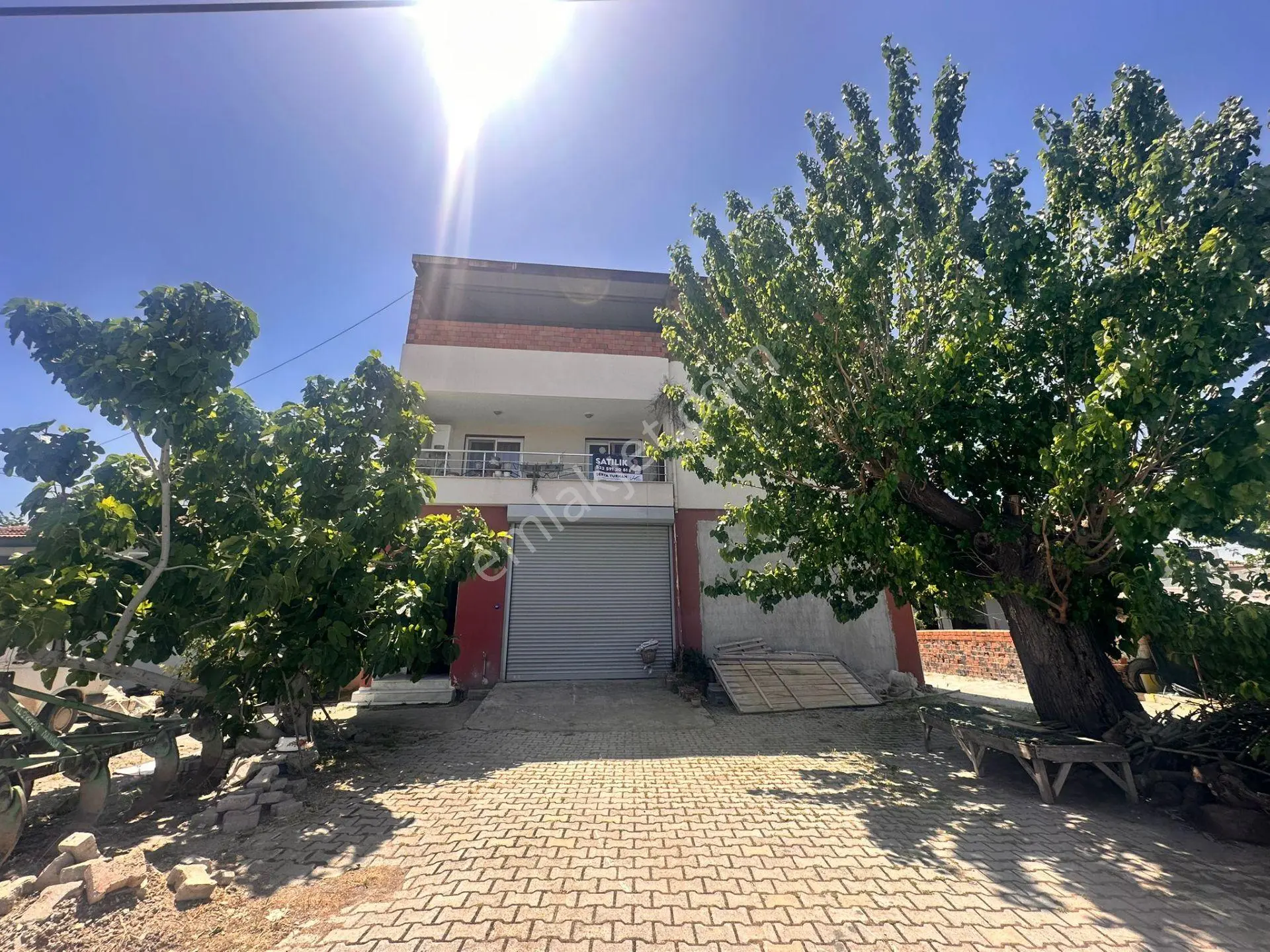 Emiralemde Şehirden Kopmadan Huzurlu Yaşam 140m2 3+1daire