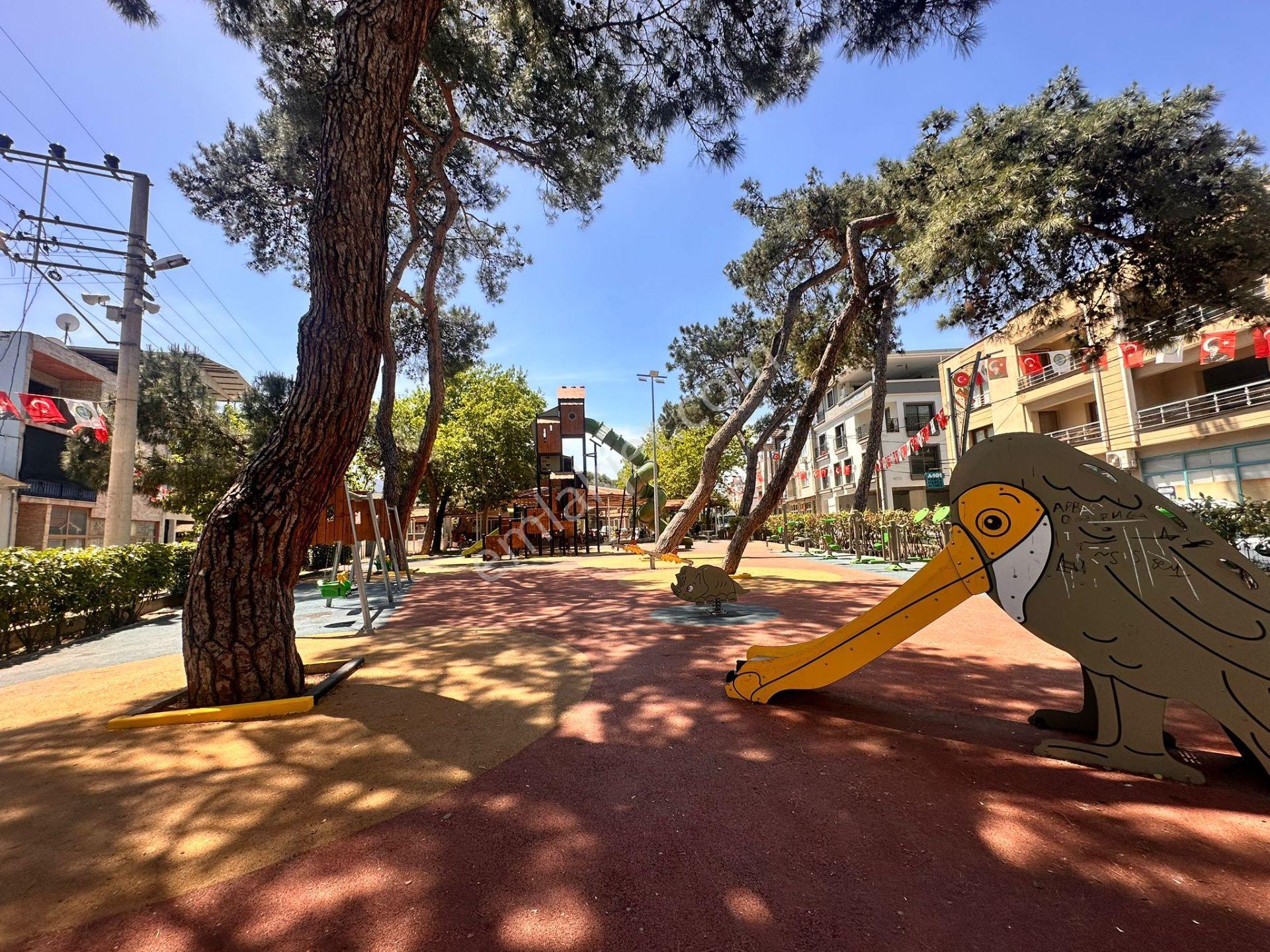 Emiralemde Şehirden Kopmadan Huzurlu Yaşam 140m2 3+1daire - Görsel 29