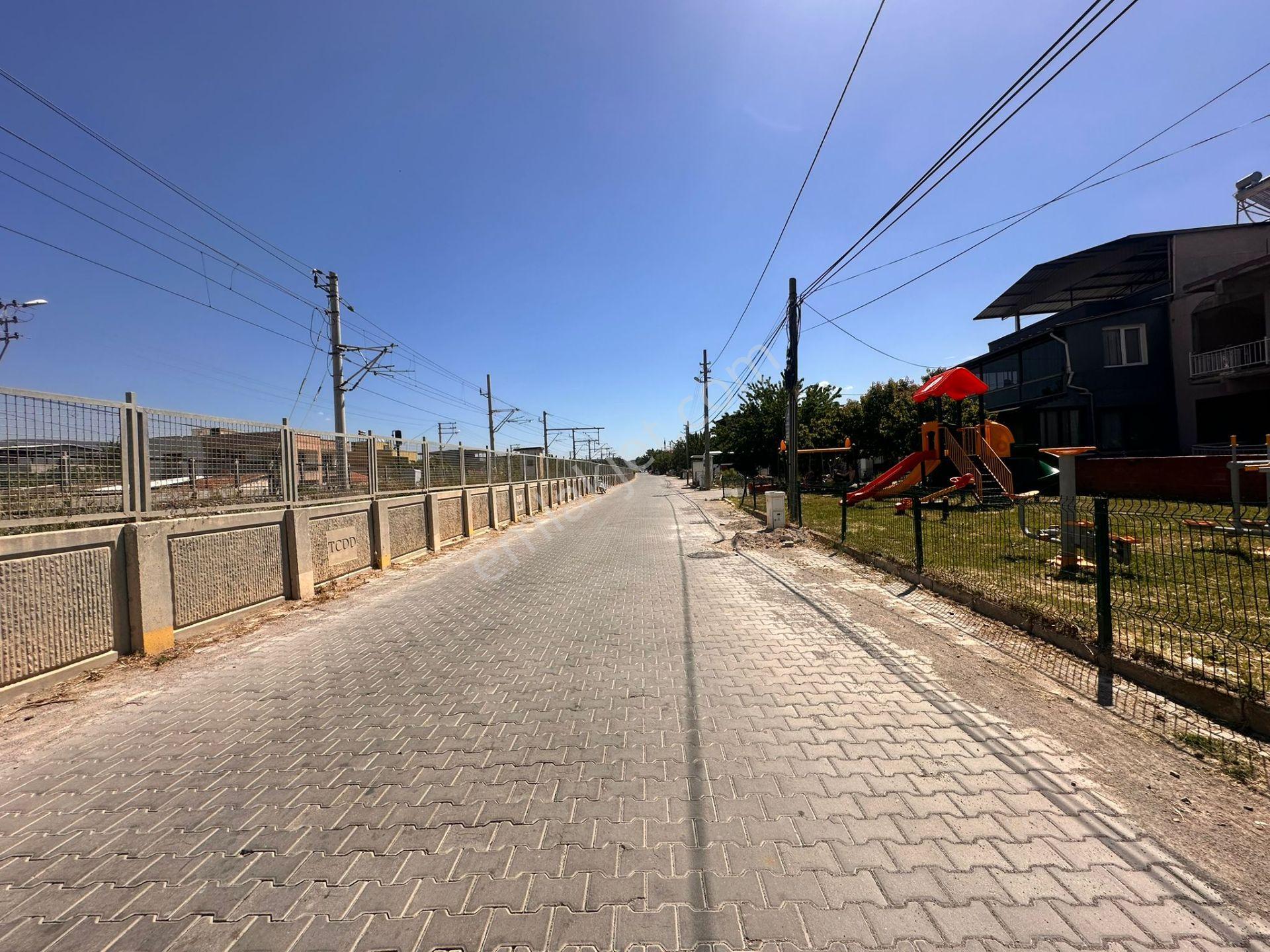 Emiralemde Şehirden Kopmadan Huzurlu Yaşam 140m2 3+1daire - Görsel 30