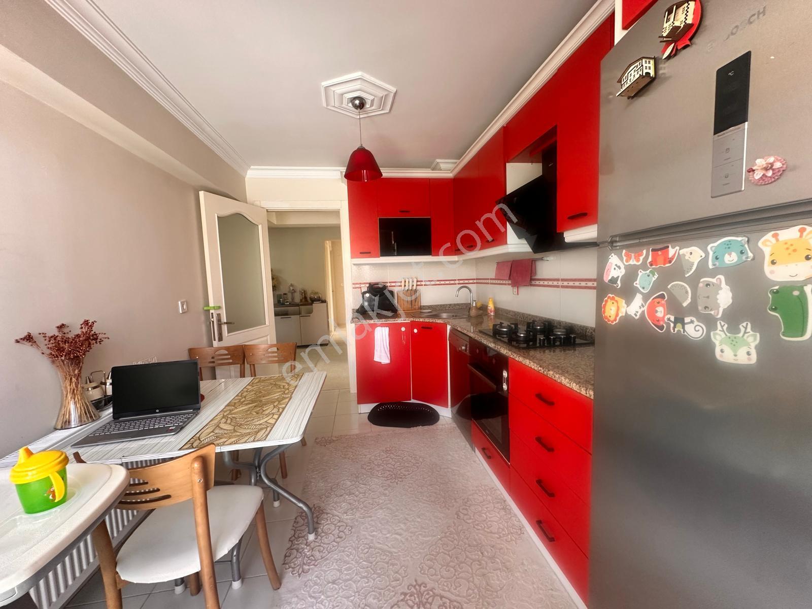 Emiralemde Şehirden Kopmadan Huzurlu Yaşam 140m2 3+1daire - Görsel 7