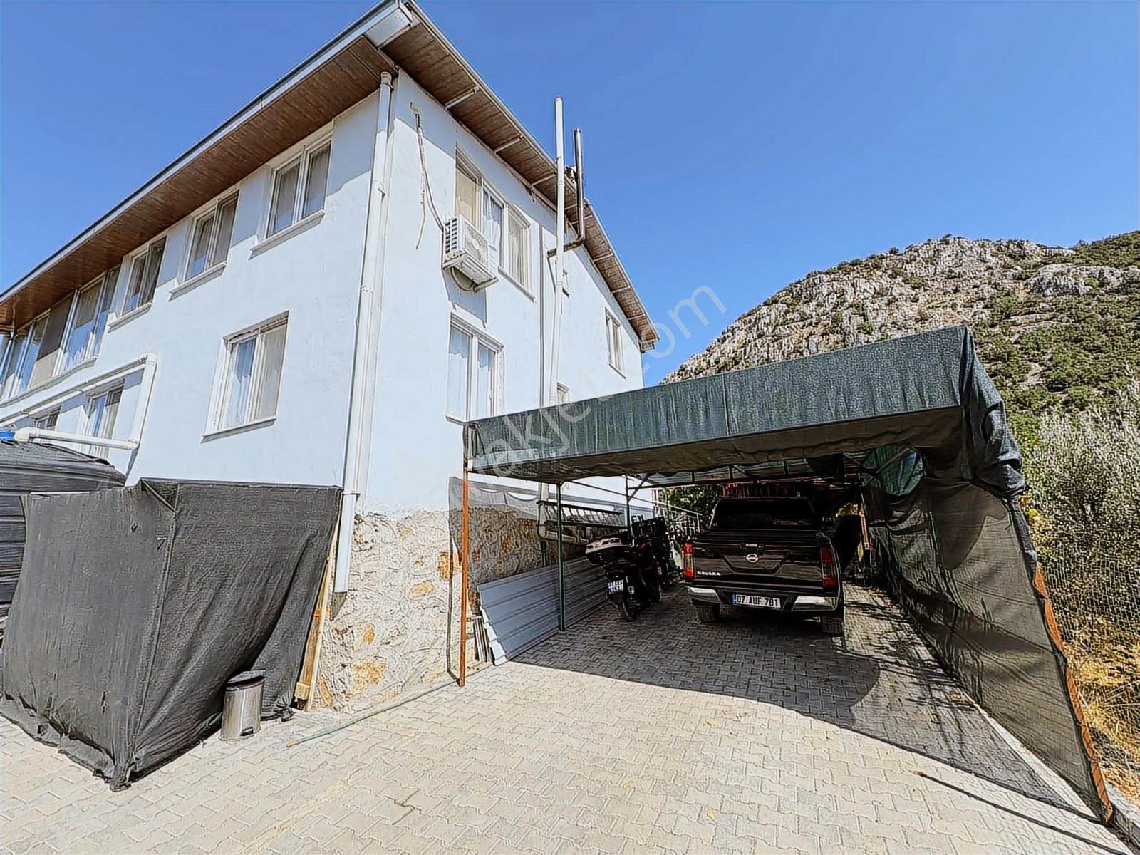 Korkuteli, Söğütcük'te, Satılık 230m2 Müstakil Ev - Görsel 13