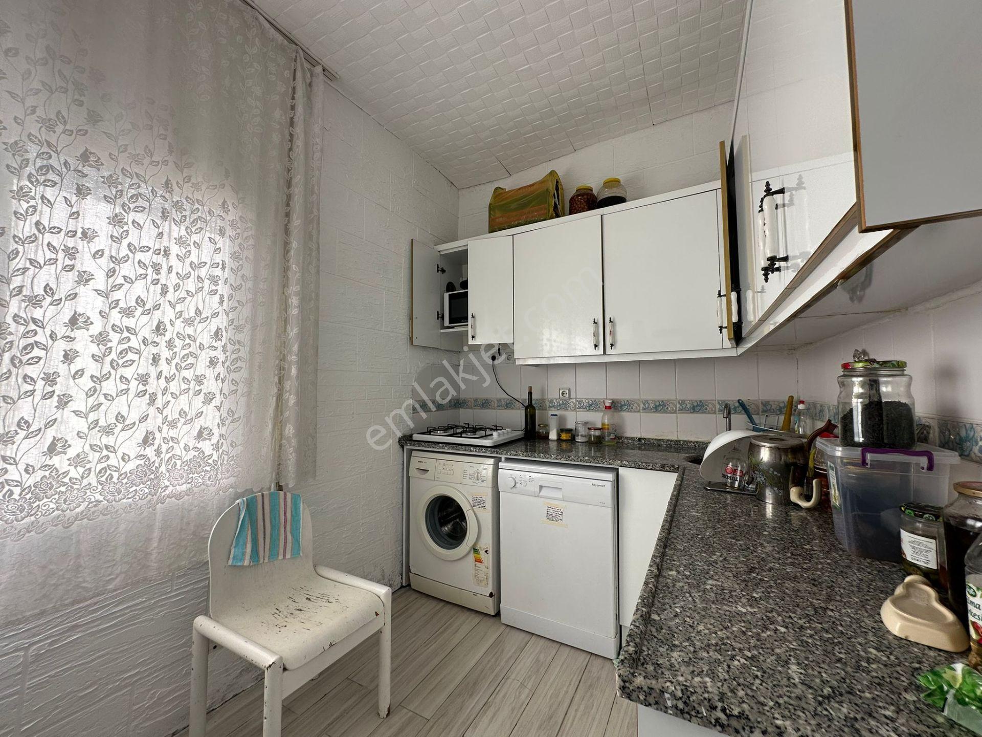Denize Sıfır Eşyalı Bahçeden Sahile Direkt Erişimli 2+1 Kiralık - Görsel 6