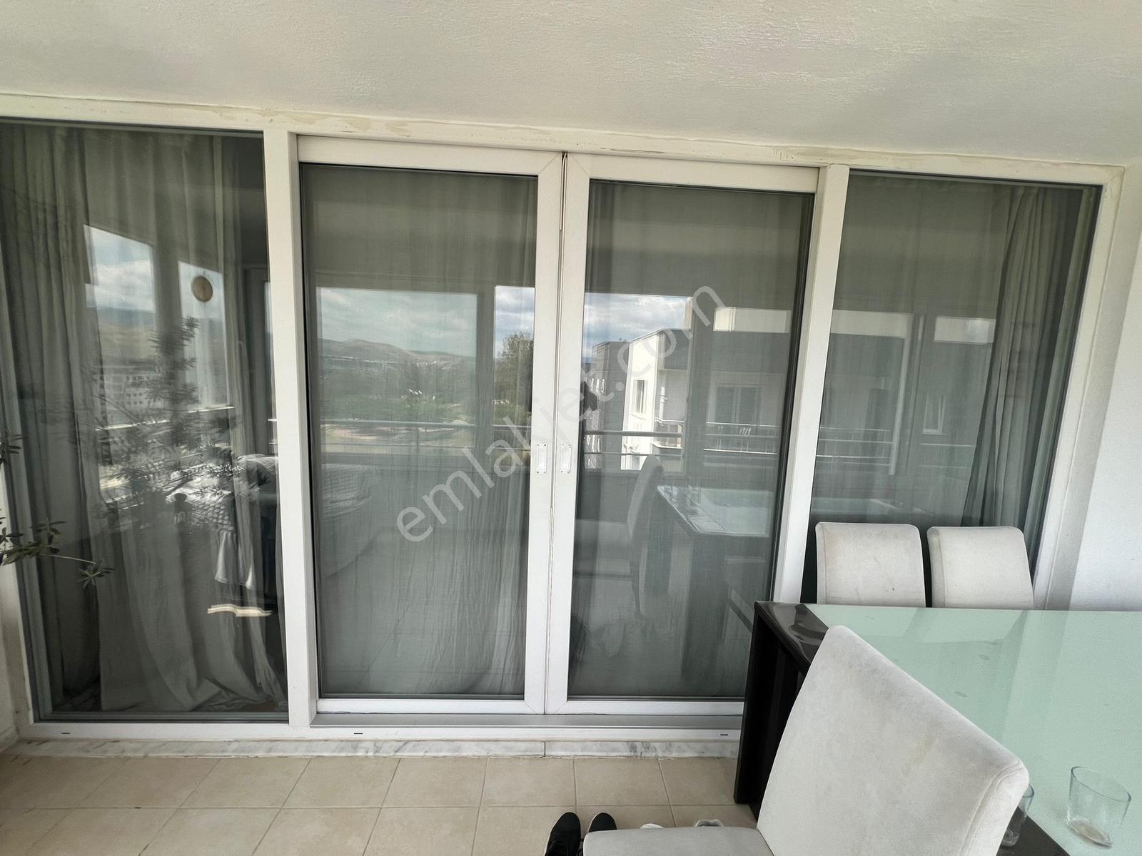 Ömür Sitesi Şelale Evleri'nde Giyinme Odalı Geniş Tip 3+1 Daire - Görsel 29