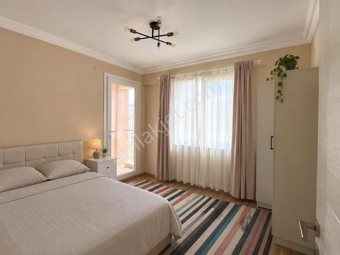 Ömür Sitesi Şelale Evleri'nde Giyinme Odalı Geniş Tip 3+1 Daire - Görsel 19