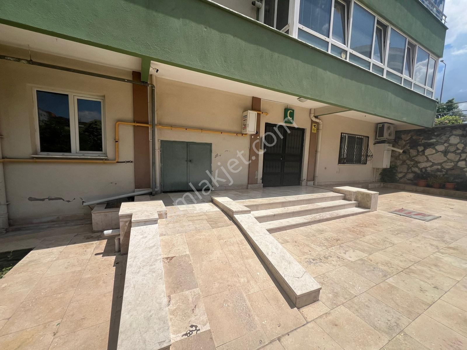 Ömür Sitesi Şelale Evleri'nde Giyinme Odalı Geniş Tip 3+1 Daire - Görsel 10