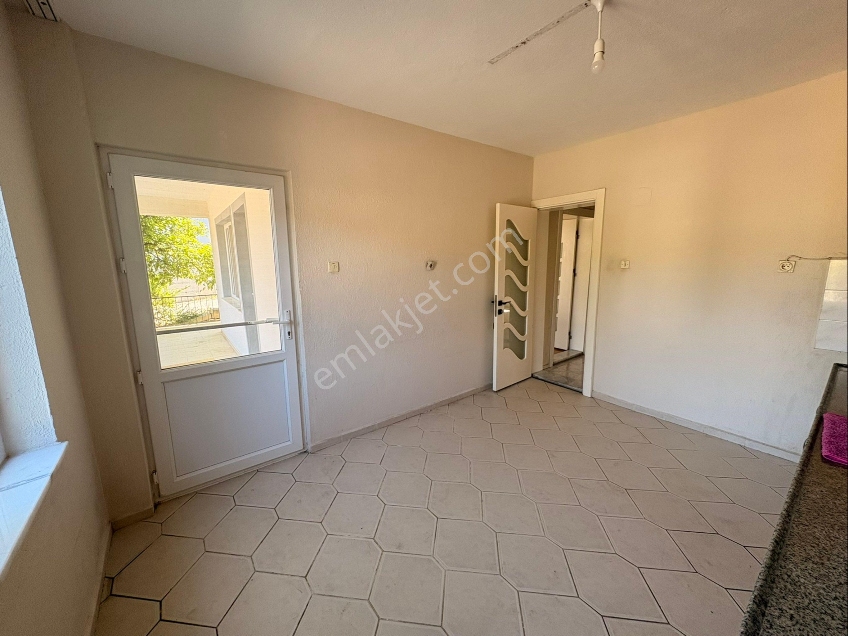 Ortaca Ekşiliyurt Mah. Kapalı Mutfak 2+1 Müstakil Kiralık Daire - Görsel 3