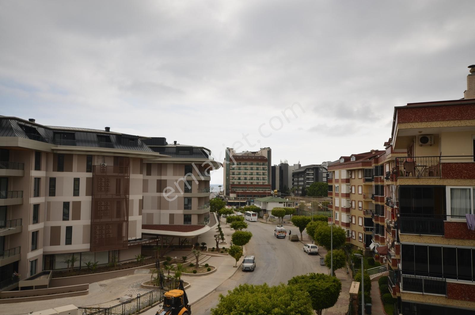 Alanya Oba'da Satılık 1+1 Daire - Denize Yakın, Manzaralı - Görsel 5