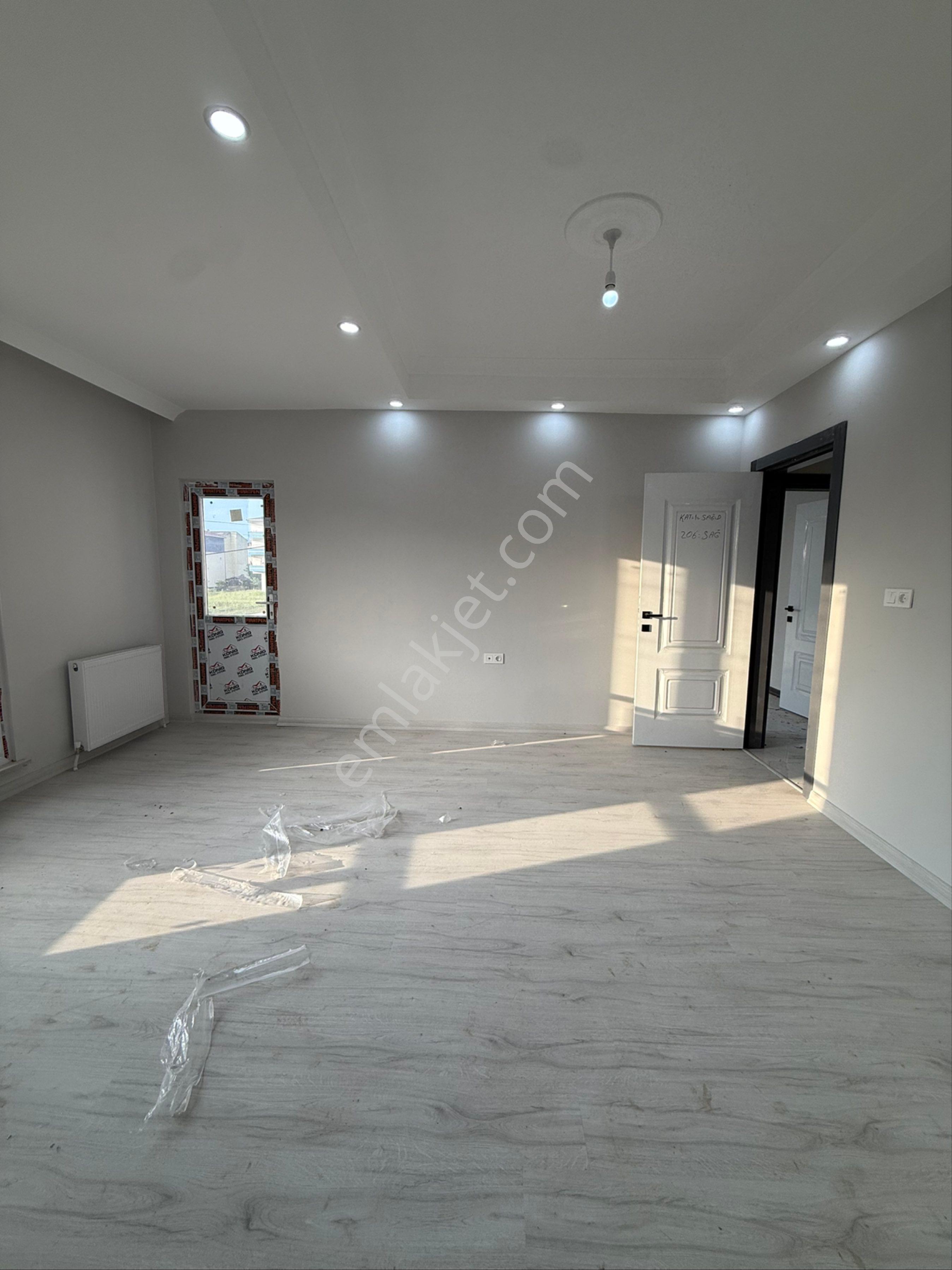 Çerkezköy Bağlıkta Satılık Sıfır 2+1 Arakat Kapalı Otoparklı Daire - Görsel 6