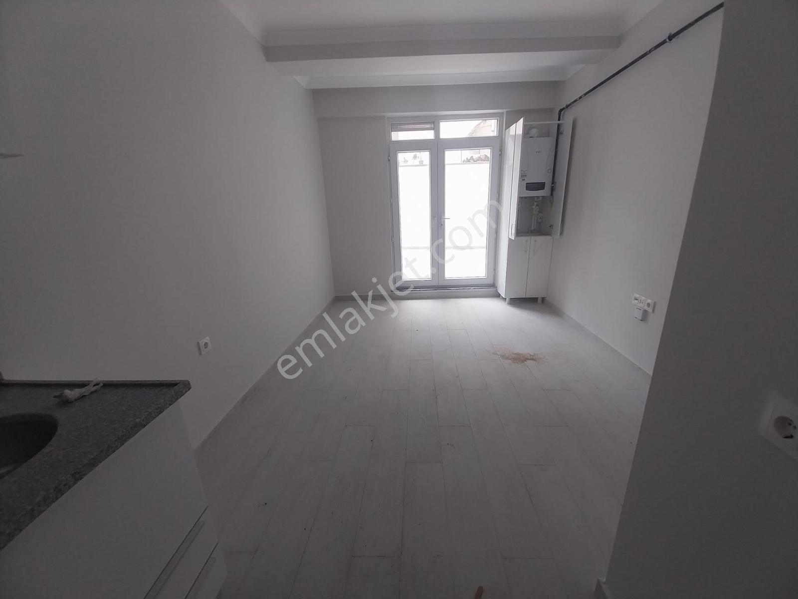 Tunalı Kanal26 Yanı Sıfır Yeni Bina Teraslı Kiralık 1+1 Daire - Görsel 18