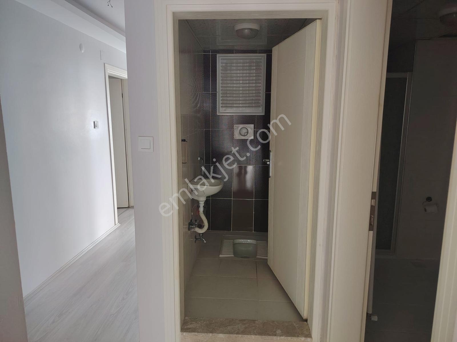 Reşatbey Mah.3+1 Asansörlü, Otoparklı Kiralık Daire - Görsel 14