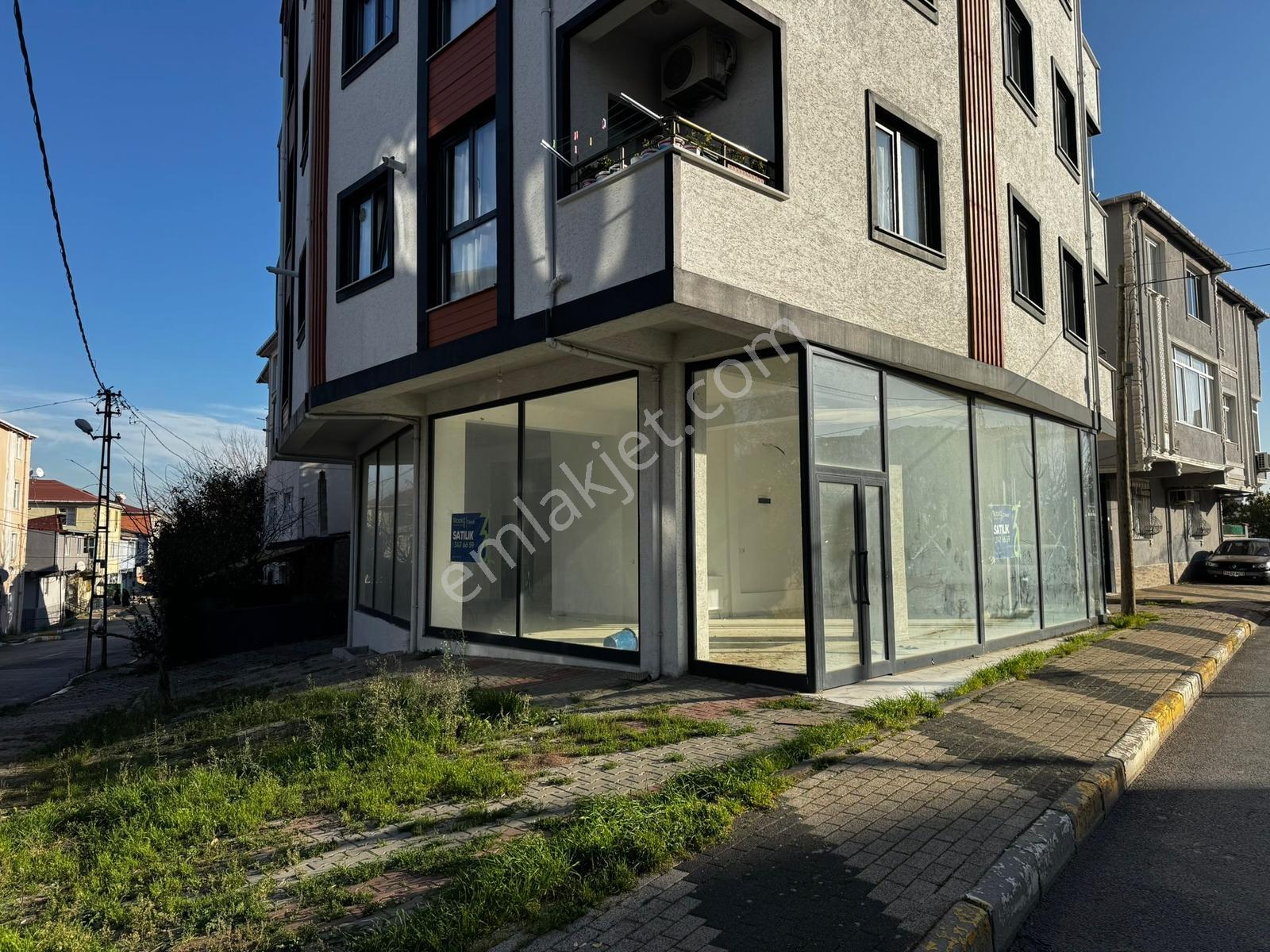 Sultanbeyli'de 160 M² Geniş Cepheli Alt Kat Depo Üretim Alanlı - Görsel 21