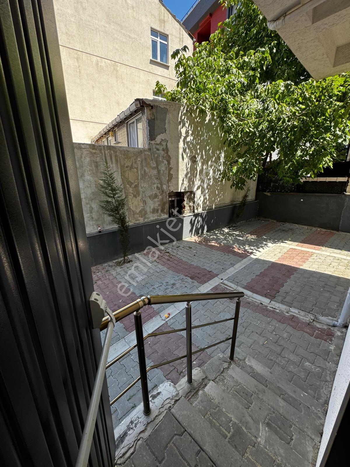 Sultanbeyli'de 160 M² Geniş Cepheli Alt Kat Depo Üretim Alanlı - Görsel 16