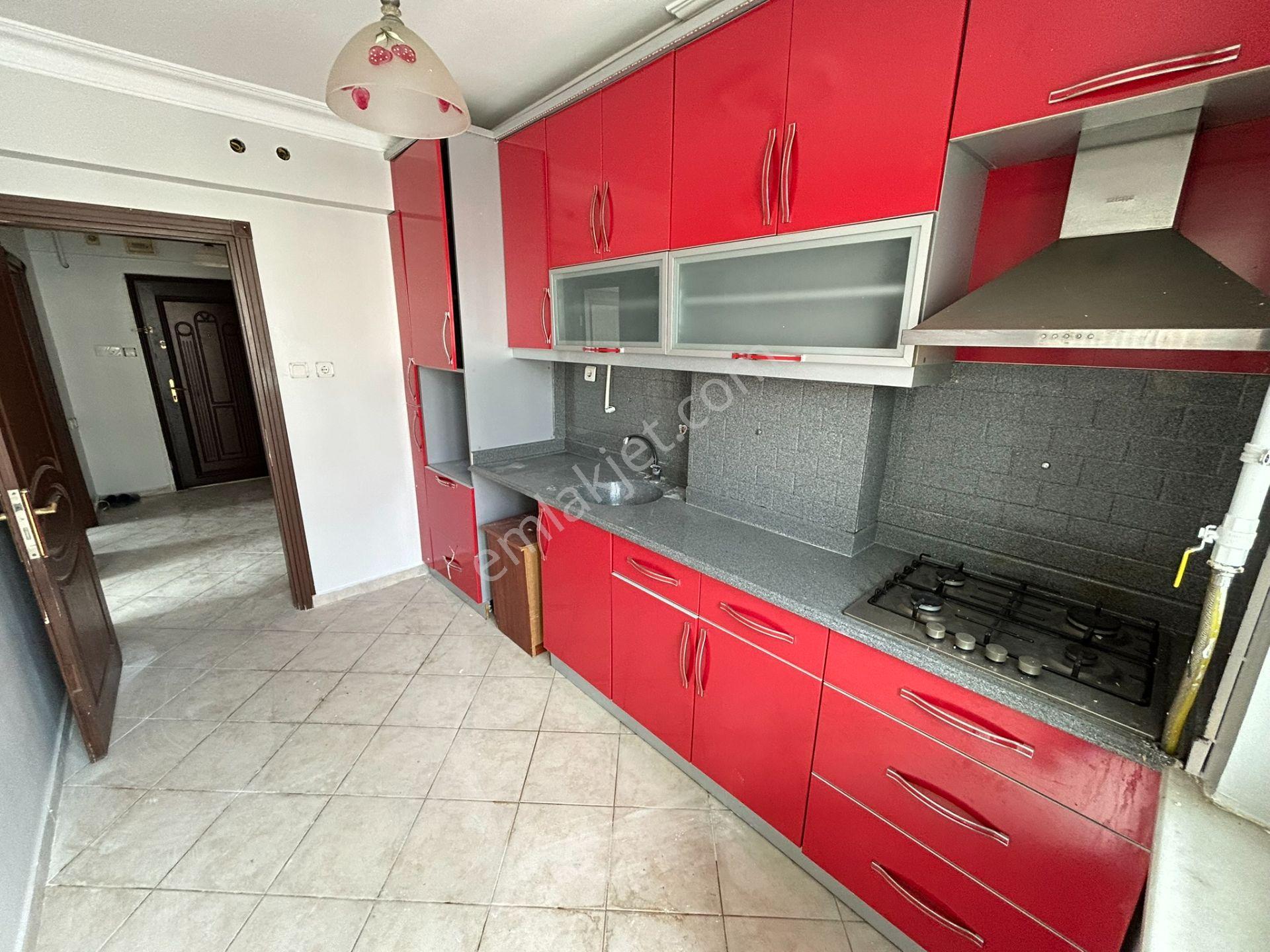 Bandırma Paşabayırda Site İçerisinde Açık Otoparklı 3+1 Daire - Görsel 15