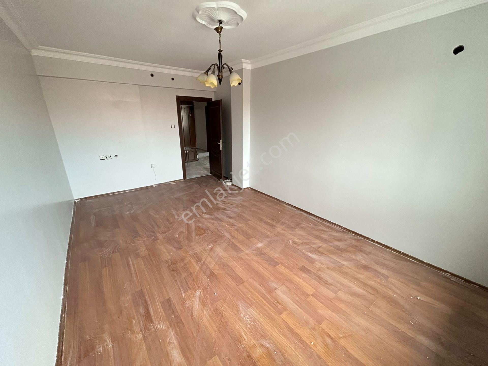 Bandırma Paşabayırda Site İçerisinde Açık Otoparklı 3+1 Daire - Görsel 27