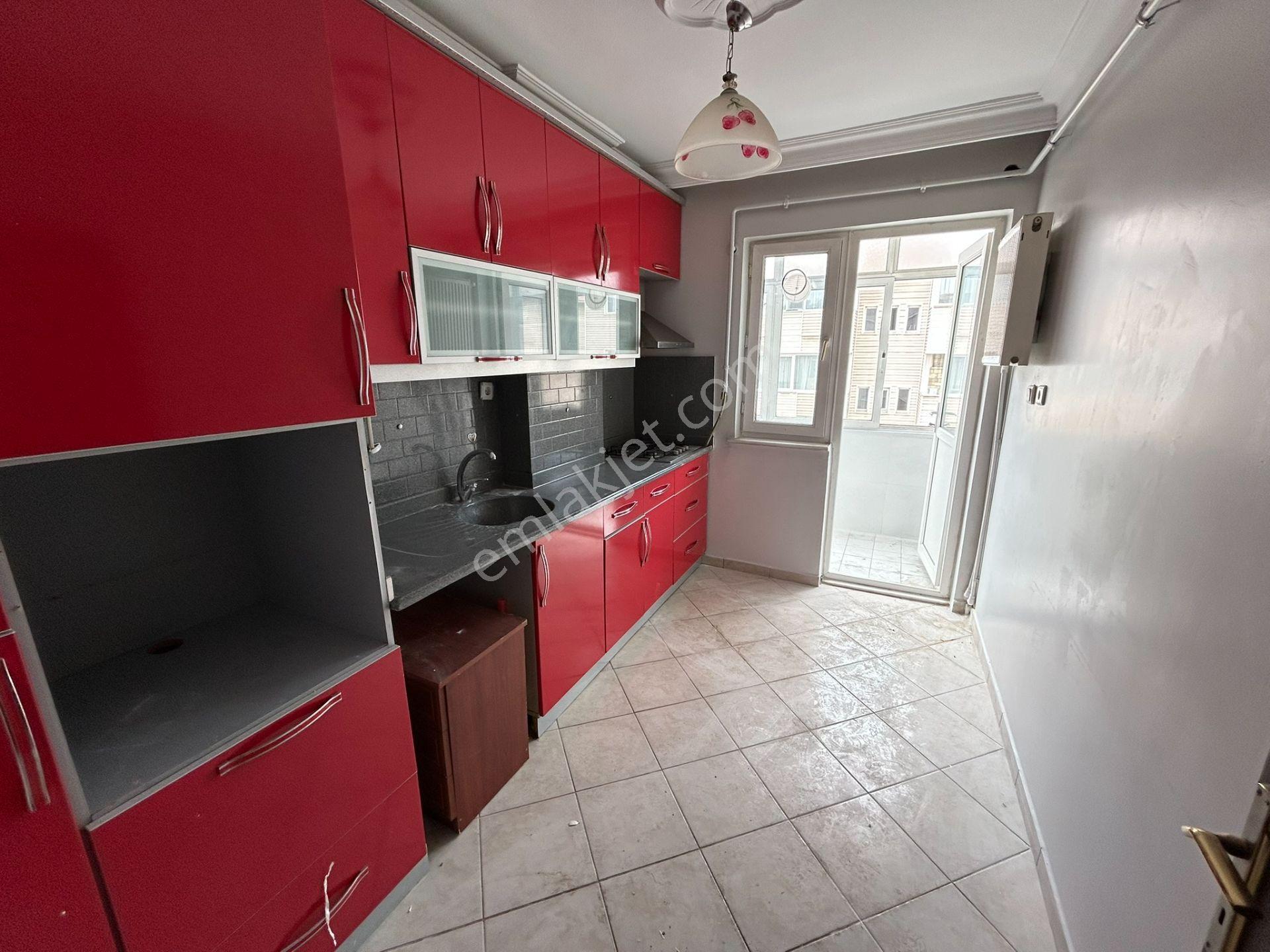 Bandırma Paşabayırda Site İçerisinde Açık Otoparklı 3+1 Daire - Görsel 13