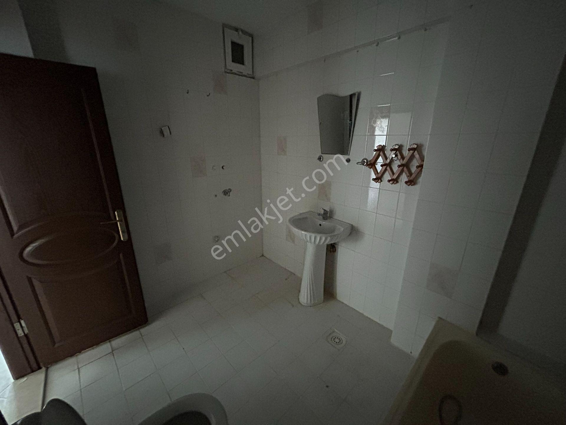 Bandırma Paşabayırda Site İçerisinde Açık Otoparklı 3+1 Daire - Görsel 34