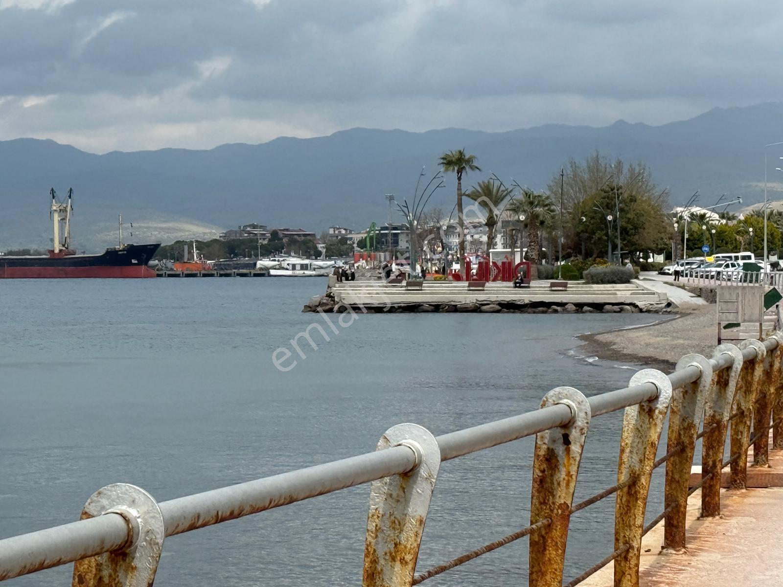 Dikili Barışkent Sitesinde Deniz Gören 2+1 Daire | Doğalgazlı - Görsel 27