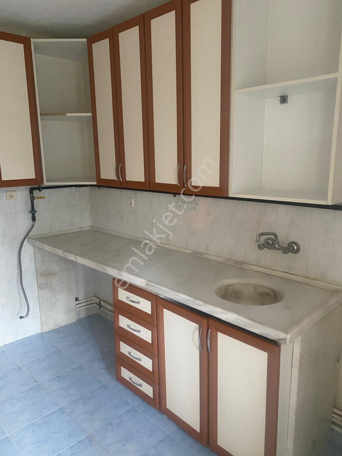 Bursa İnegöl Alanyurt Yunusemre Mah 3+1 130m2 20/25 Arası 2. Kat Satılık Daıre - Görsel 15
