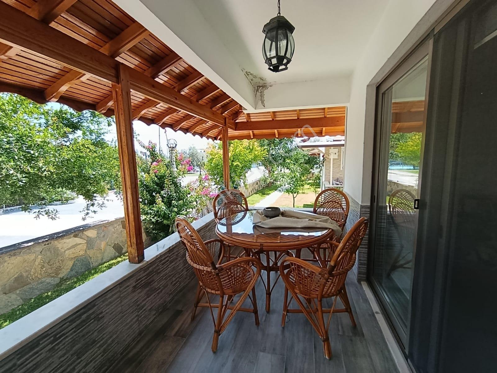 & Kerim Emlak'dan Narlı'da Satılık Trıbleks Bahçeli Villa - Görsel 30