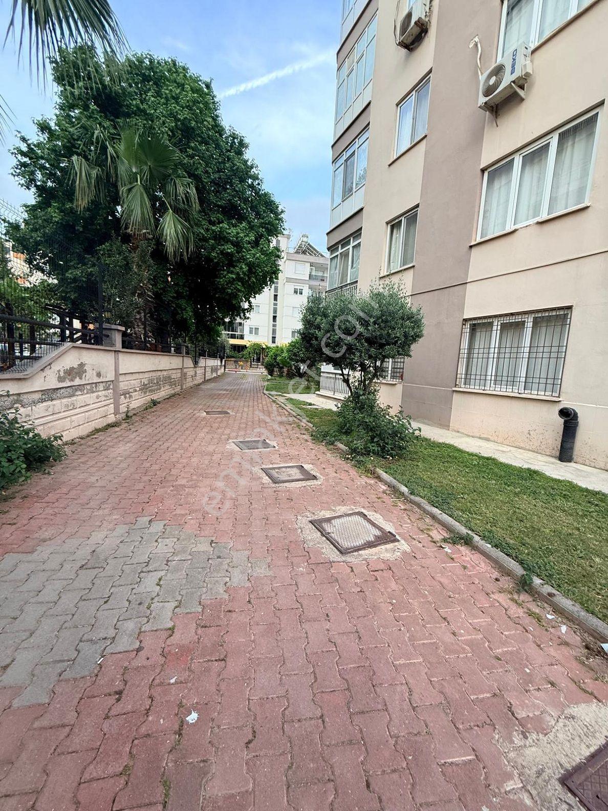 Site İçi, Caddeye Yakın, Önü Full Açık, Manzaralı Geniş 3+1 - Görsel 30