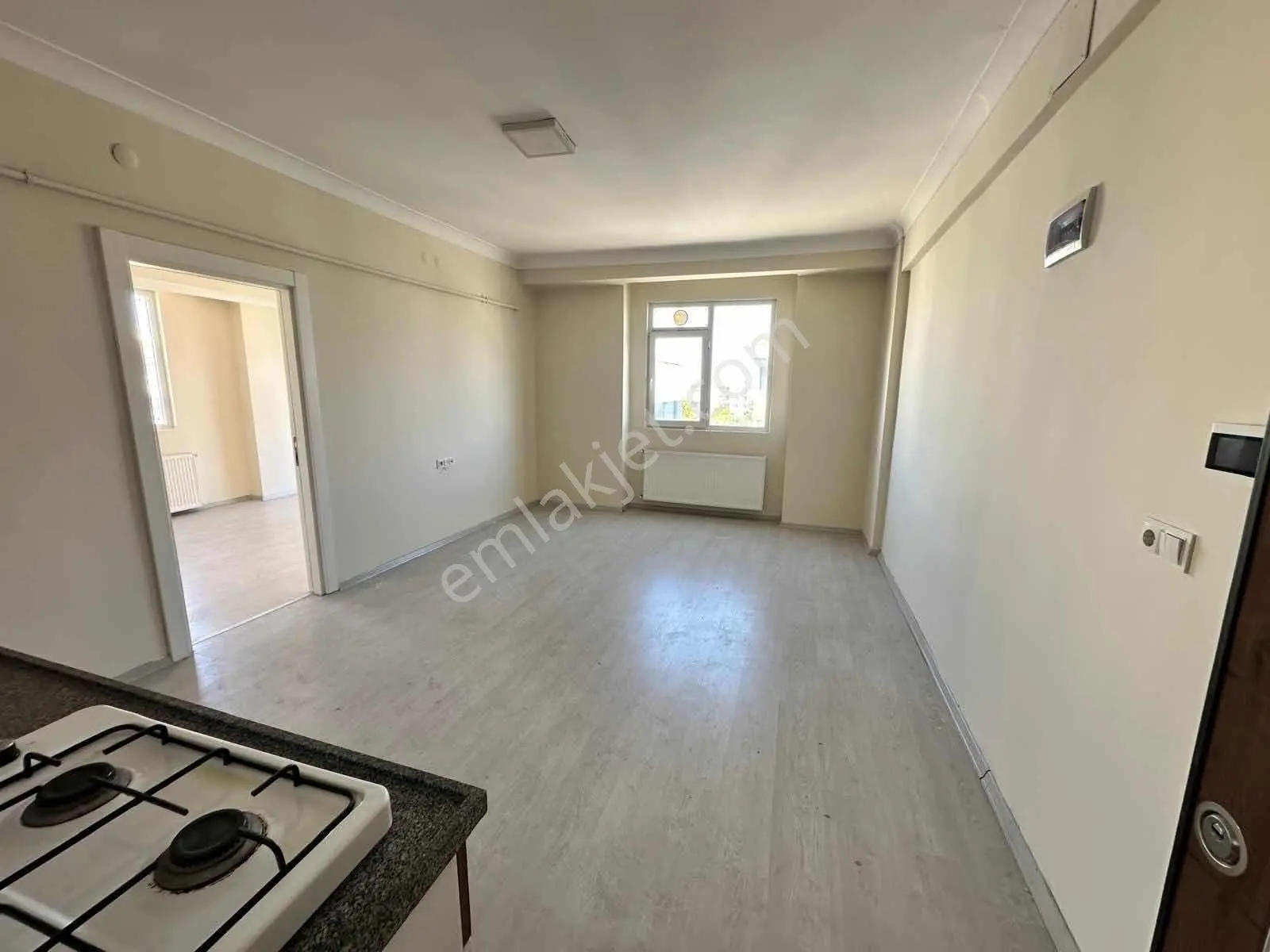 Kiralık 1+1 Eşyasız Daire - Görsel 6