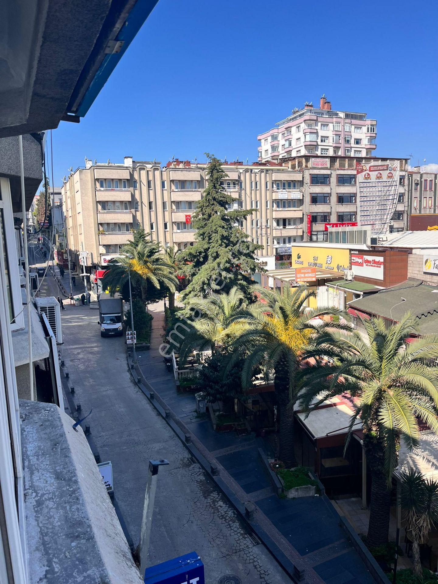 Site Camii Karşısında Tabela Değeri Yüksek Satılık Ofis Fırsatı! - Görsel 3