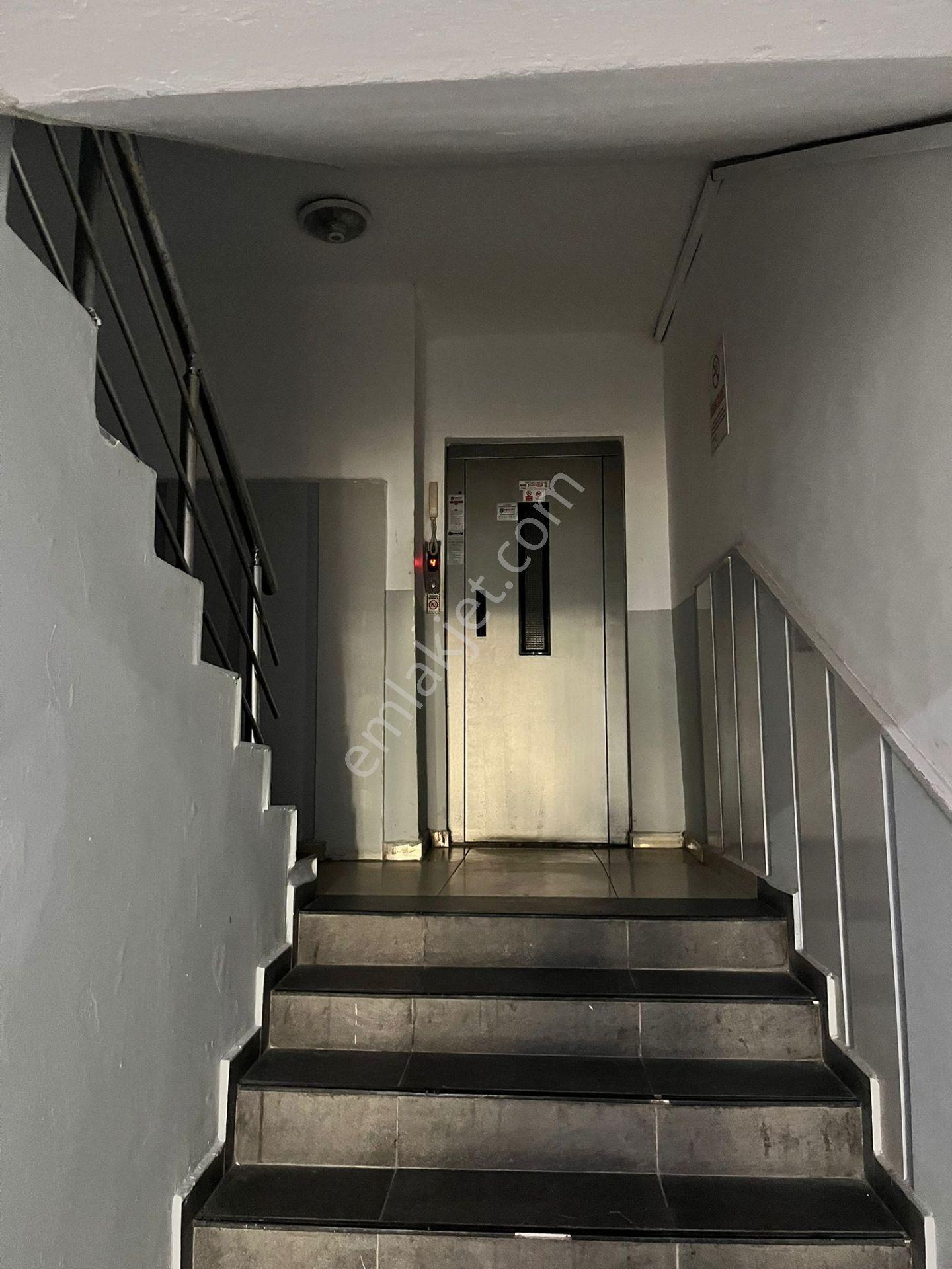 Site Camii Karşısında Tabela Değeri Yüksek Satılık Ofis Fırsatı! - Görsel 7