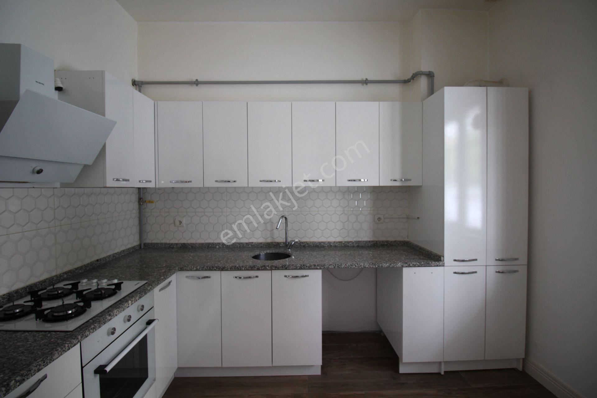 Aksaray Küçük Bölcek Mahallesinde Sitede Kiralık 2+0 Daire - Görsel 19