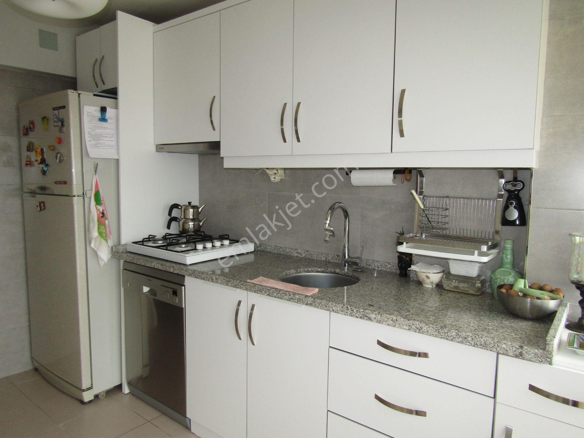 Umurbey Çobanbey Cd.asansörlü Lüks 3+1 125m2 Arakat Satılık Daire 3.800bintl - Görsel 7