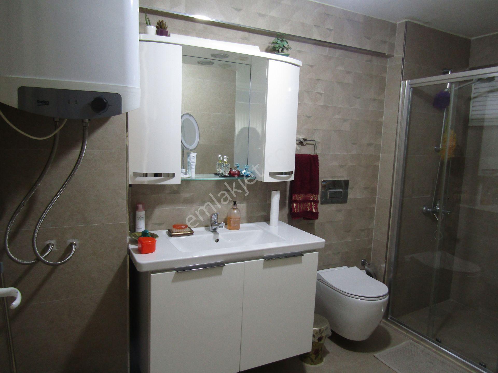 Umurbey Çobanbey Cd.asansörlü Lüks 3+1 125m2 Arakat Satılık Daire 3.800bintl - Görsel 23