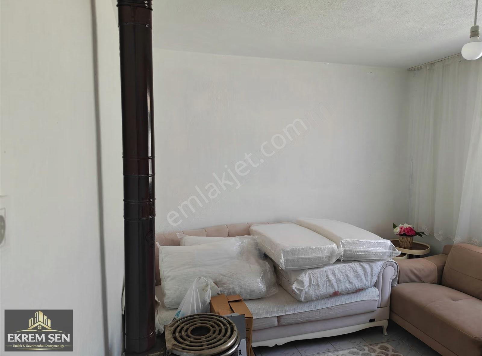 276 M² Gönen Körpeağaçta Yatırımlık Bahçeli Müstakil Köy Evi - Görsel 11
