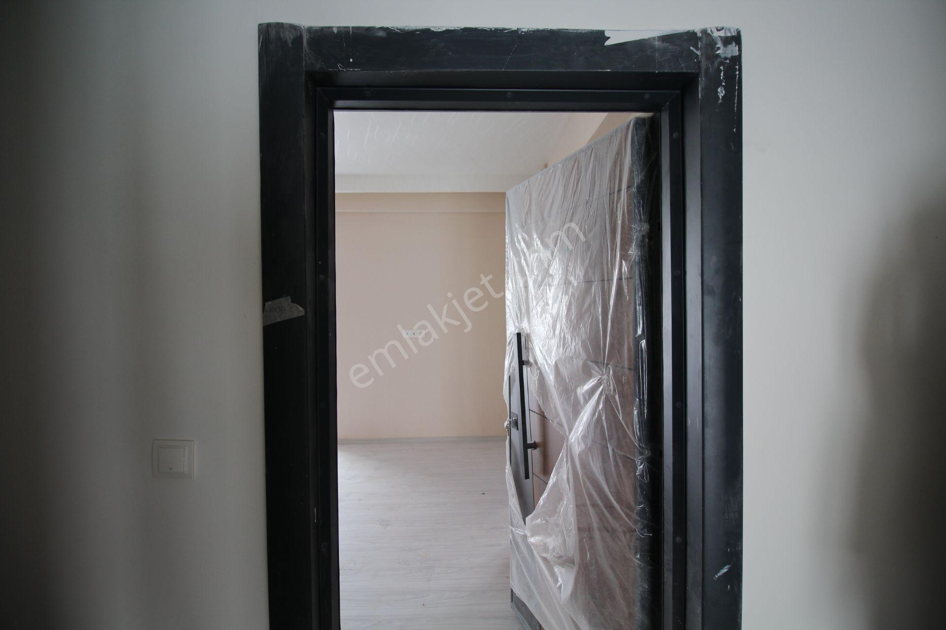 Aksaray Hacılar Harmanı Belediye Yanında Satılık + Eşyasız Daire - Görsel 9