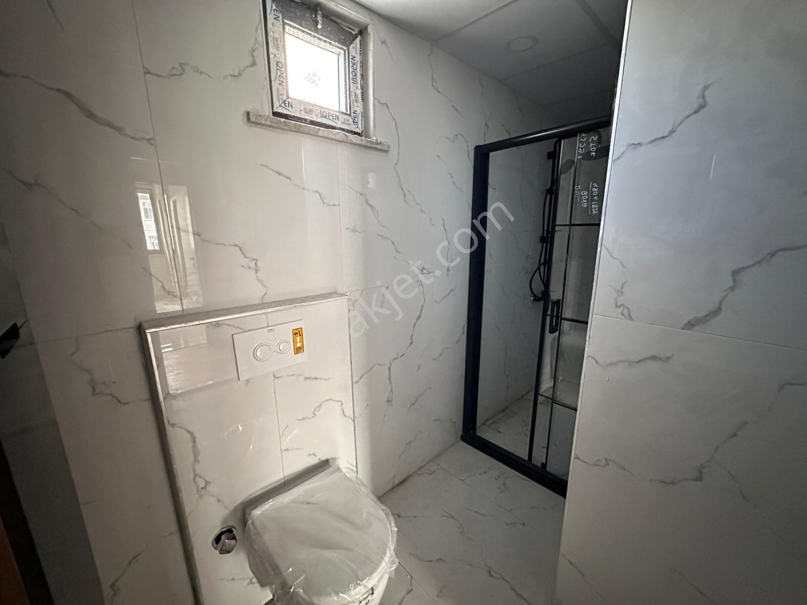 Necipfazılda Merkezi Aile Yaşamına Uygun Sıfır 3+1 Kiralık Daire - Görsel 9