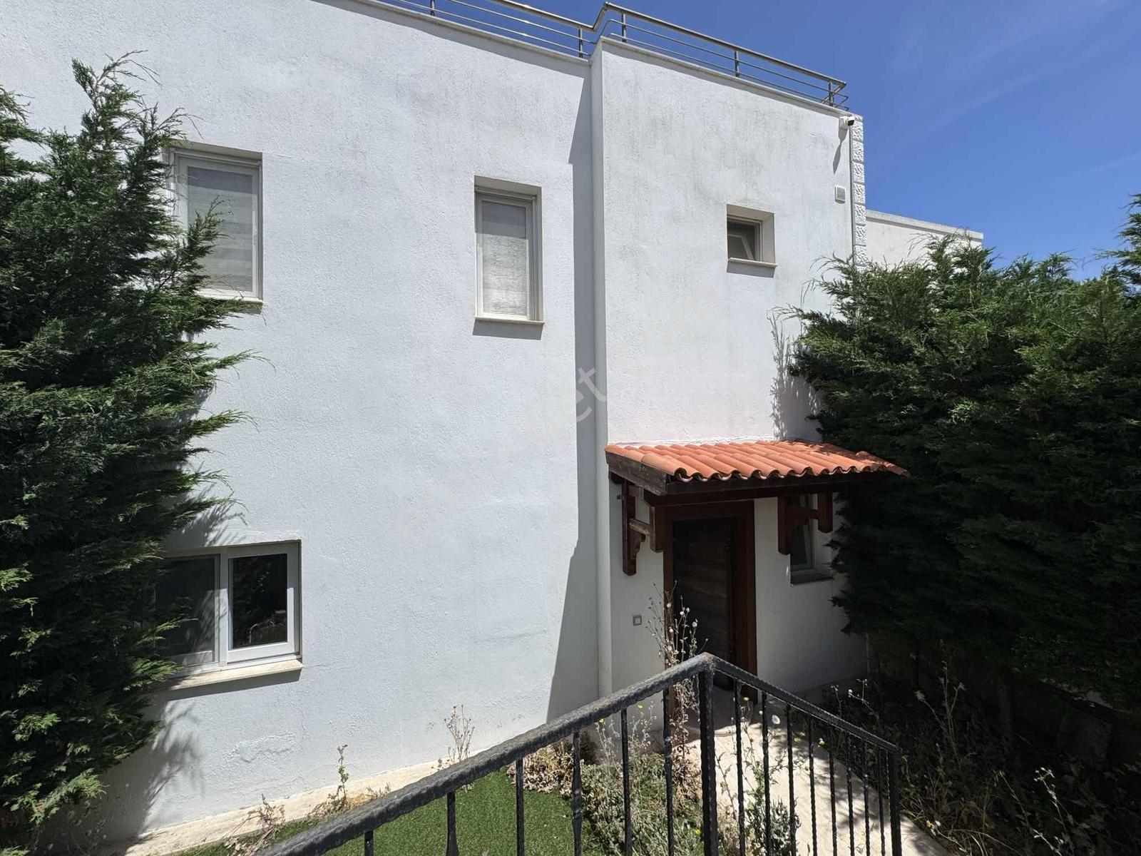 Gümüşlük Koyunbaba'da Müstakil Deniz Manzaralı Havuzlu Villa - Görsel 8