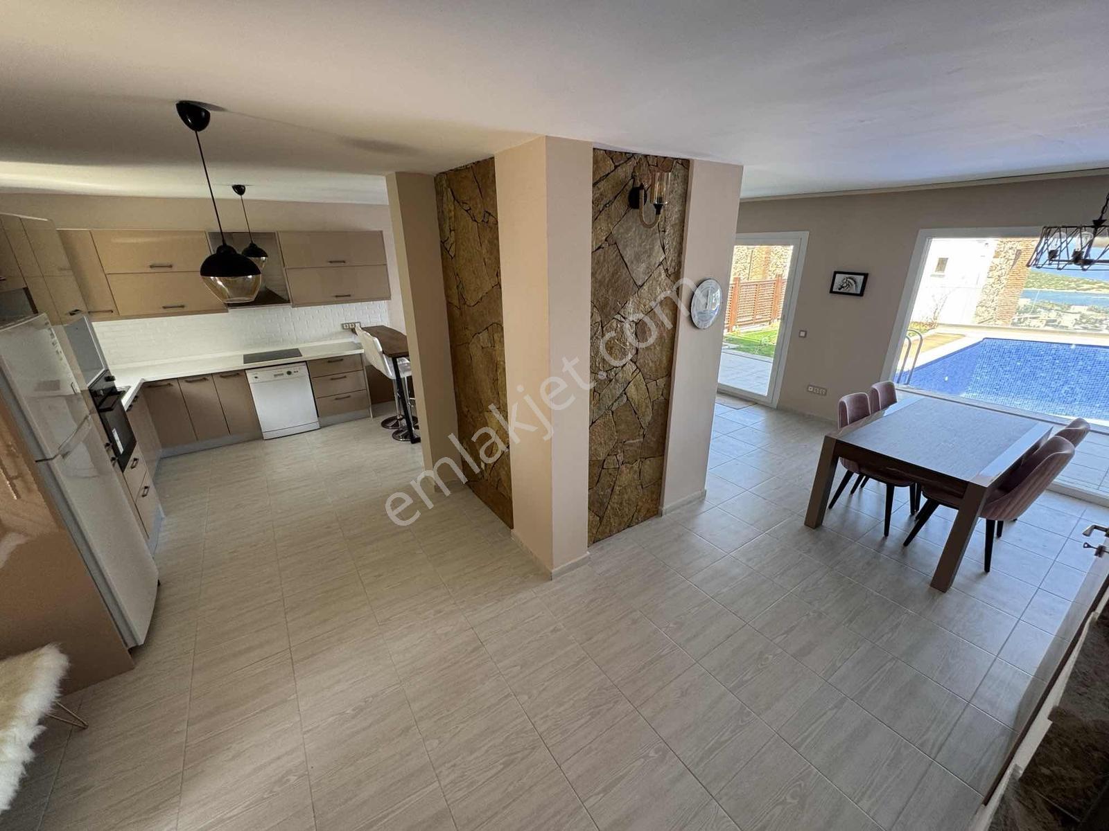 Gümüşlük Koyunbaba'da Müstakil Deniz Manzaralı Havuzlu Villa - Görsel 11