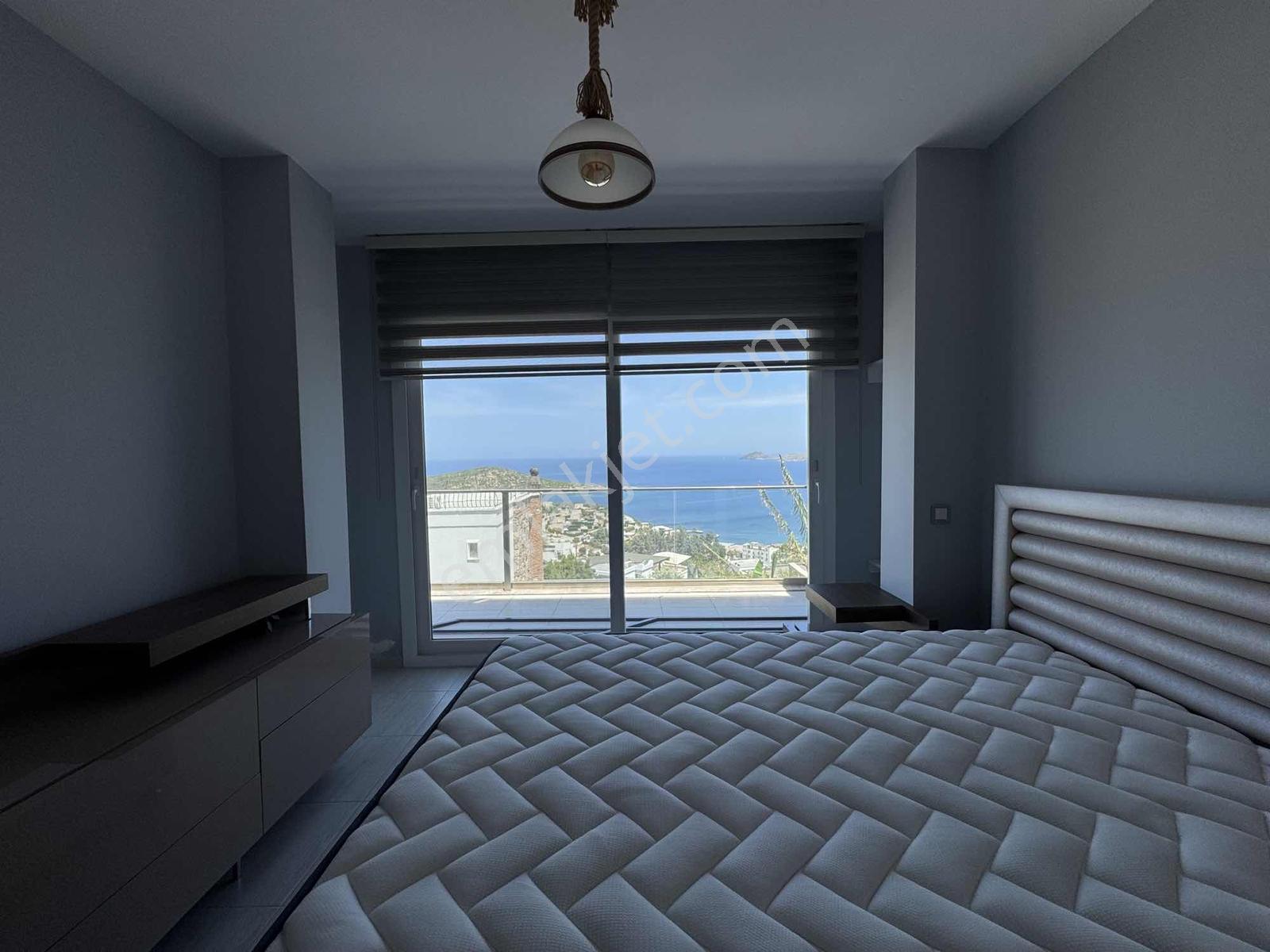 Gümüşlük Koyunbaba'da Müstakil Deniz Manzaralı Havuzlu Villa - Görsel 15
