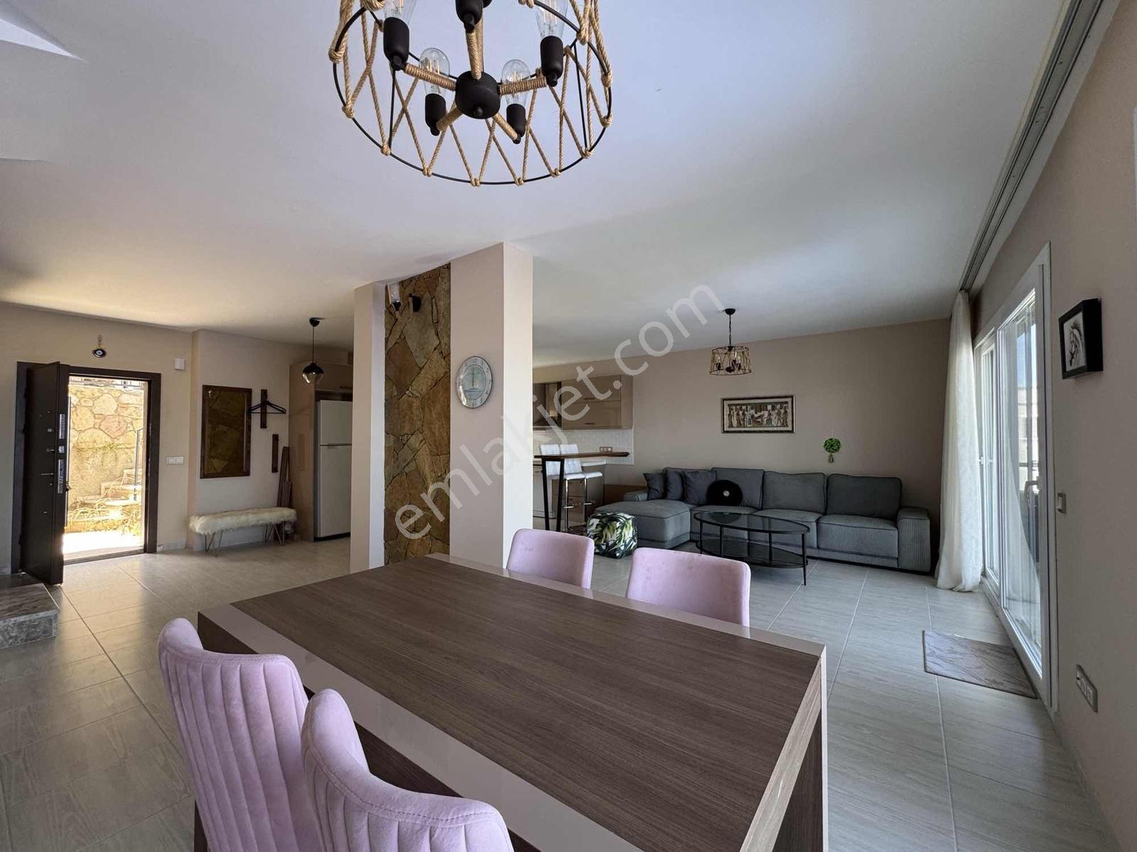 Gümüşlük Koyunbaba'da Müstakil Deniz Manzaralı Havuzlu Villa - Görsel 2