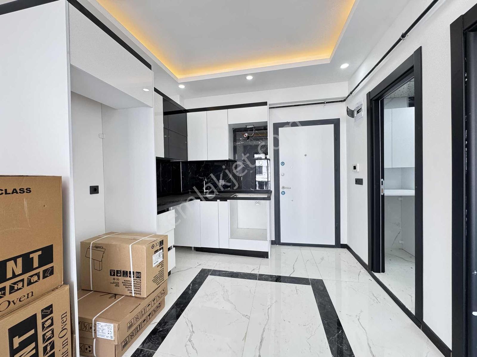Havuzlar Mahallesinde Arakat 1+1 Yerden Isıtmalı Daire