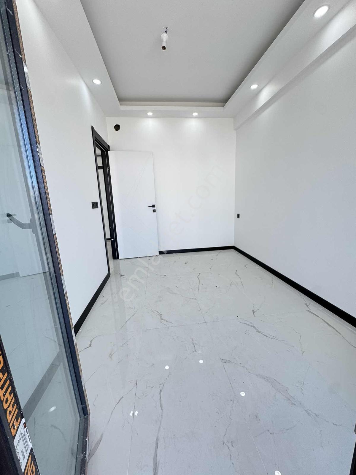 Havuzlar Mahallesinde Arakat 1+1 Yerden Isıtmalı Daire - Görsel 15