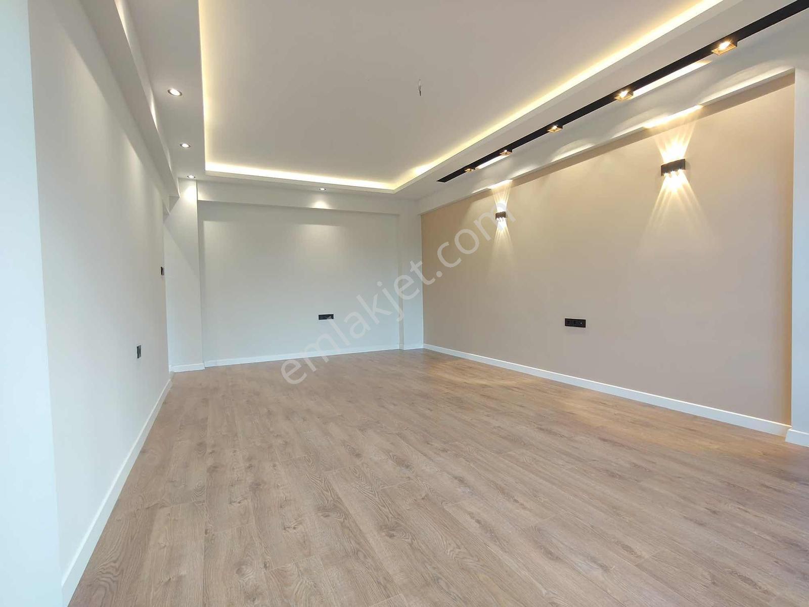 Balçova Ata Caddesi Girişi 3+1 130 M2 Satılık Lüx Daire - Görsel 2