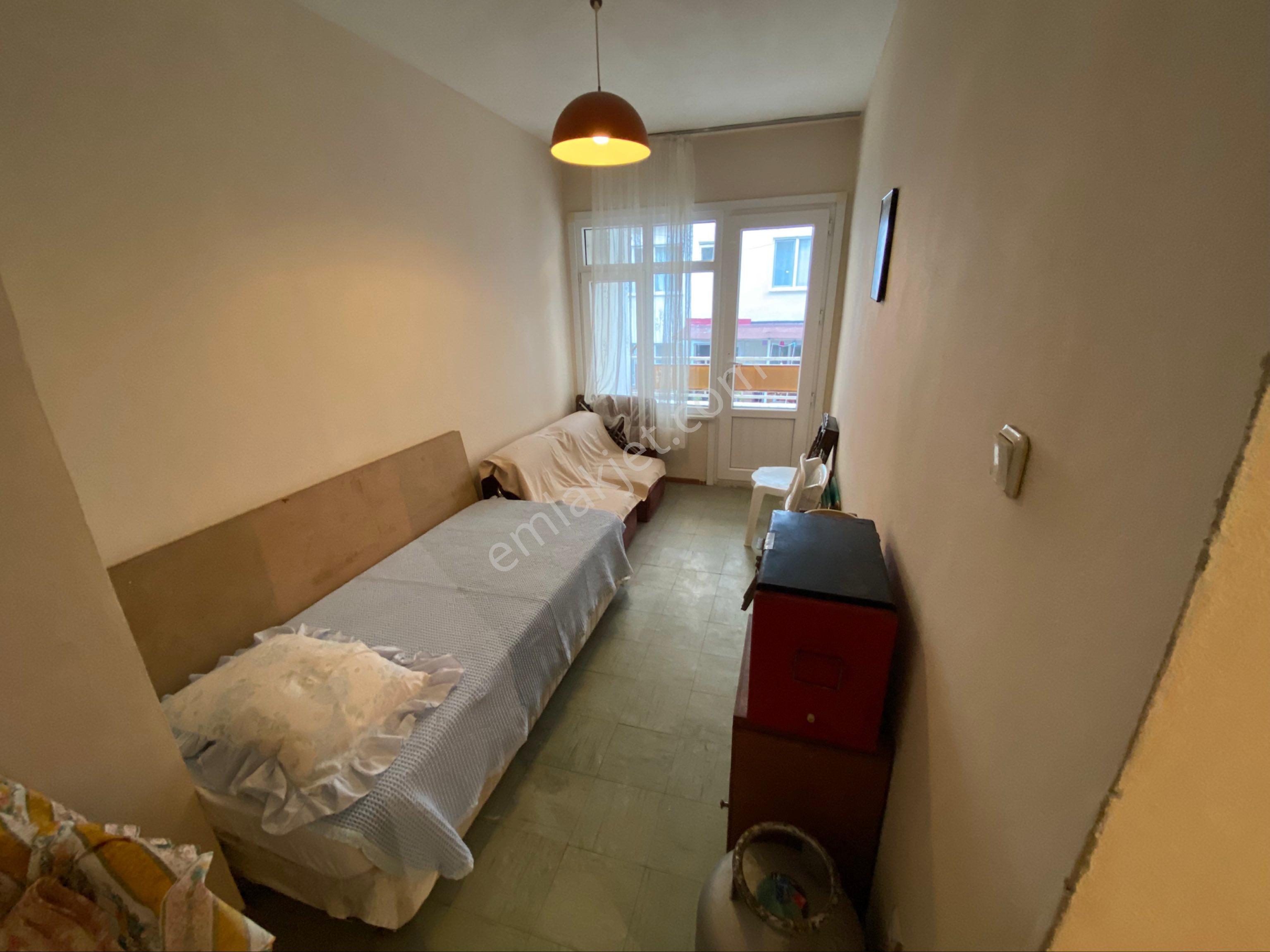 Çınarcık Harmanlar Mahallesinde Sahilde Kiralık Eşyalı 2+1 90 M2 Haziran Ayı Kiralık - Görsel 7